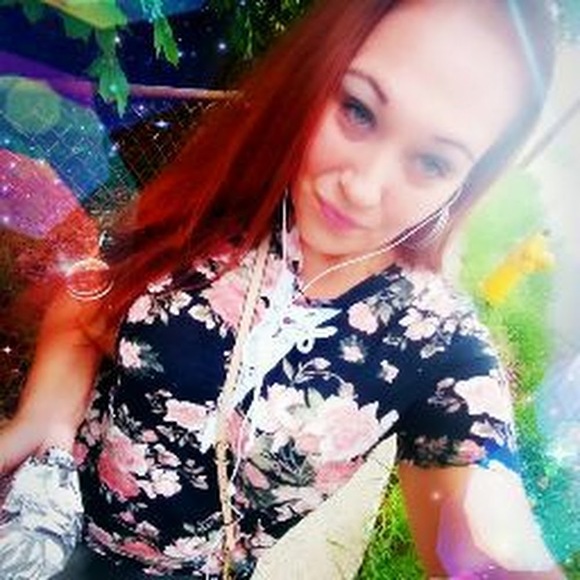 Meet your Posher, Tonya - Picture 1 of 1